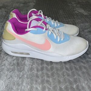 Nike Womens WMNS Air Max Oketo White Marathon‎ Running Shoes/Sneakers AQ2231-104